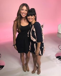 Maite Perroni feet photo thumbnail