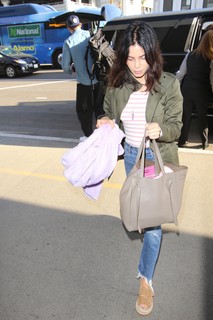 Jenna Dewan feet photo thumbnail
