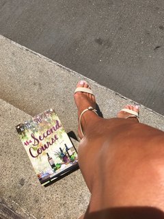 Kelly Bensimon feet photo thumbnail