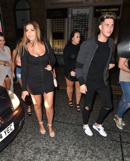 Chloe Ferry feet photo thumbnail