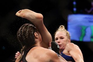 Holly Holm feet photo thumbnail