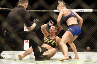Holly Holm feet photo thumbnail