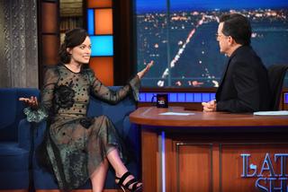 Olivia Wilde feet photo thumbnail