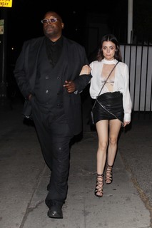 Lucy Hale feet photo thumbnail