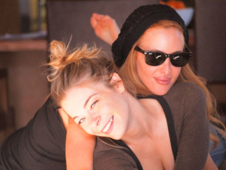 LeAnn Rimes feet photo thumbnail