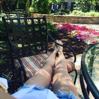 Adriana Lima feet photo thumbnail