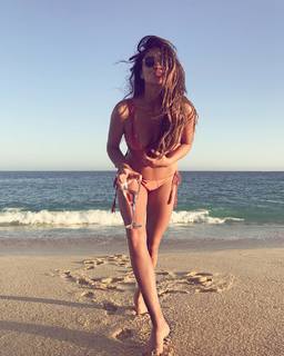 Shay Mitchell feet photo thumbnail