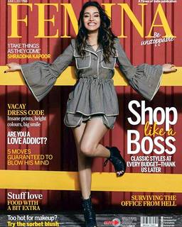 Shraddha Kapoor feet photo thumbnail