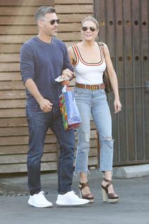 LeAnn Rimes feet photo thumbnail