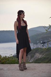 Dulce María feet photo thumbnail
