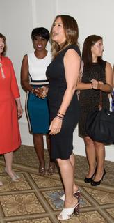 Mariska Hargitay feet photo thumbnail