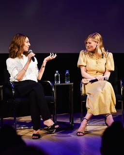 Kirsten Dunst feet photo thumbnail