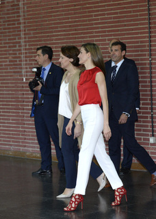 Queen Letizia of Spain feet photo thumbnail