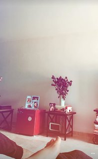 Dulce María feet photo thumbnail