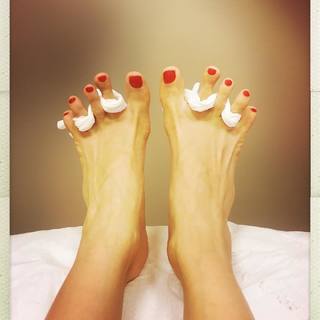 Melita Toniolo feet photo thumbnail
