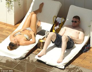 Coleen Rooney feet photo thumbnail