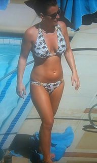 Coleen Rooney feet photo thumbnail