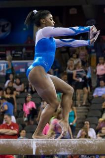 Simone Biles feet photo thumbnail