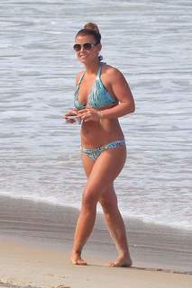 Coleen Rooney feet photo thumbnail