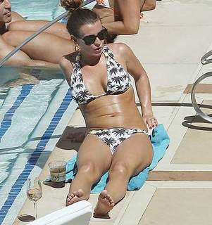 Coleen Rooney feet photo thumbnail