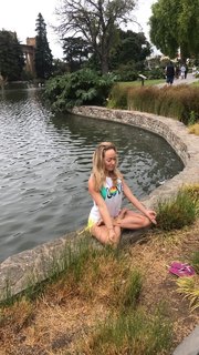 Kino MacGregor feet photo thumbnail
