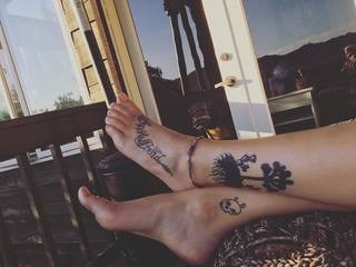 Paris Jackson feet photo thumbnail