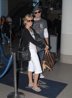 Kristin Cavallari feet photo thumbnail