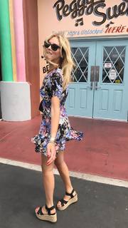 Chiara Ferragni feet photo thumbnail