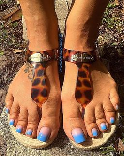 Deedee Rican feet photo thumbnail