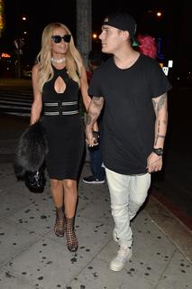 Paris Hilton feet photo thumbnail