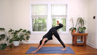 Adriene Mishler feet photo thumbnail
