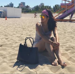 Raai Laxmi feet photo thumbnail