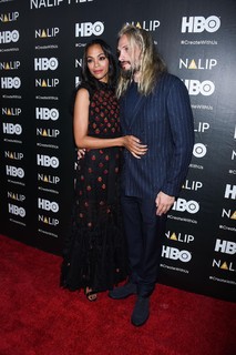 Zoe Saldana feet photo thumbnail