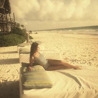 Madison Reed feet photo thumbnail