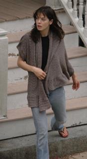 Michelle Monaghan feet photo thumbnail