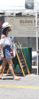 Jenna Dewan feet photo thumbnail