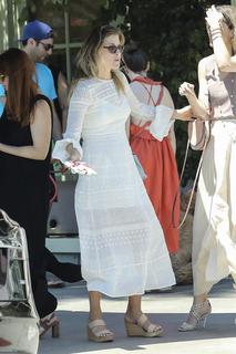 Ali Larter feet photo thumbnail