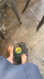 Adriene Mishler feet photo thumbnail