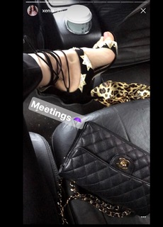 Xenia Tchoumitcheva feet photo thumbnail