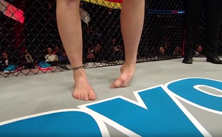 Valentina Shevchenko feet photo thumbnail