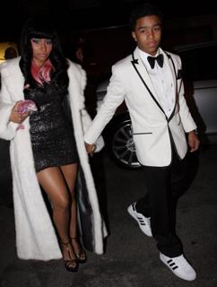 Nicki Minaj feet photo thumbnail