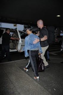 Jada Pinkett Smith feet photo thumbnail