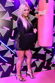 Brooke Hogan feet photo thumbnail