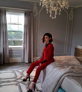 Lucy Hale feet photo thumbnail