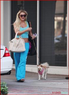 Brooke Hogan feet photo thumbnail