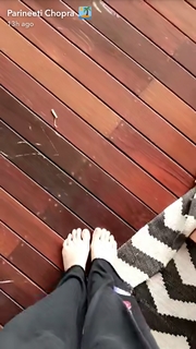 Parineeti Chopra feet photo thumbnail