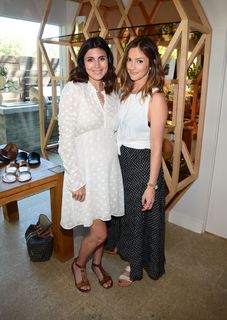 Jamie-Lynn Sigler feet photo thumbnail
