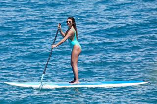 Lea Michele feet photo thumbnail