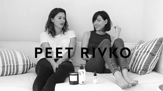 Aubrey Plaza feet photo thumbnail