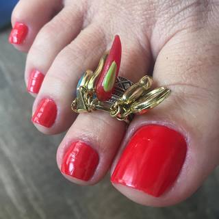 Karin Klemp feet photo thumbnail